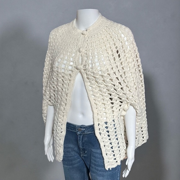 Vintage Cream Crochet Poncho - Picture 3 of 6